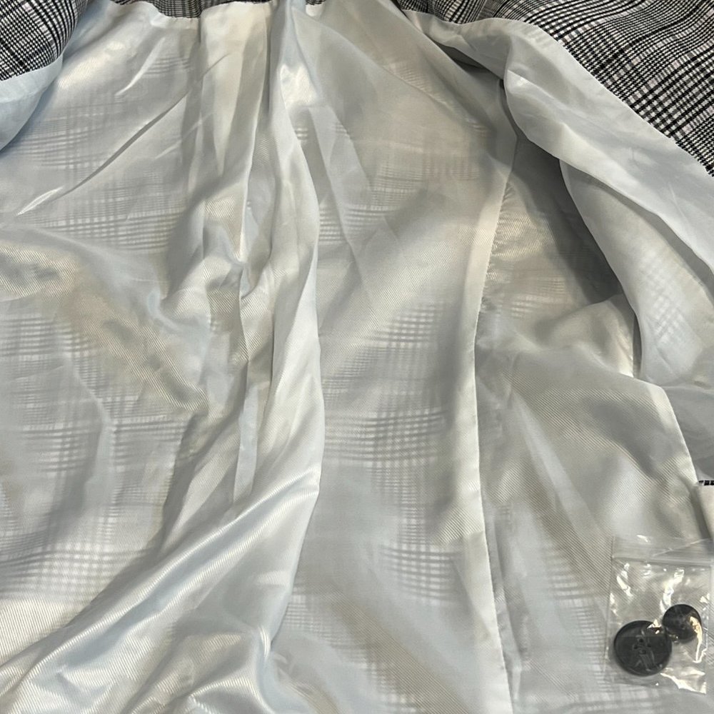 NWT Jujes & Leopold Women's Blazer Button Gray Plaid Size Small Jacket Collared - Picture 10 of 10